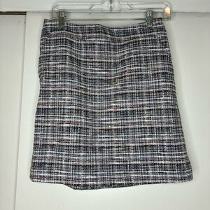 Tweed Mini pencil Skirt Size 4 NWT. Modern Preppy Polished Smart Casual. Loft.